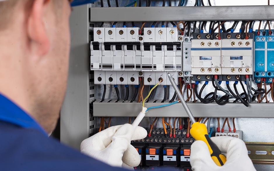 recherche électricien Stains