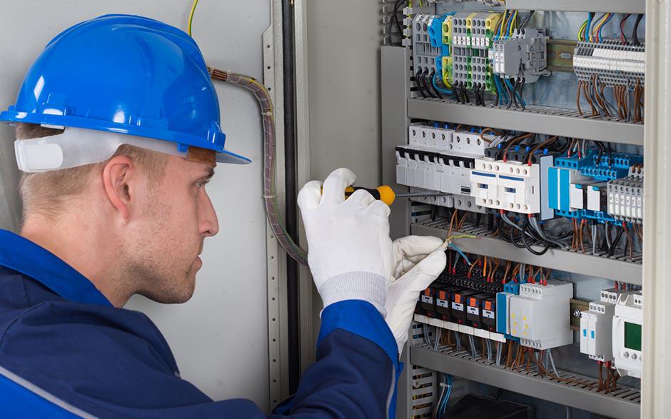 tarifs électricien Courdimanche