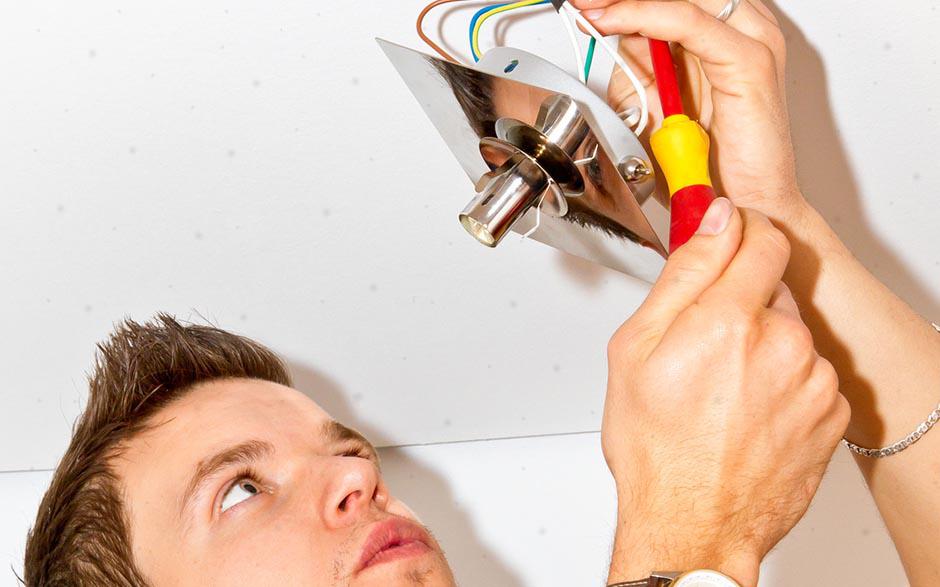 recherche électricien Stains